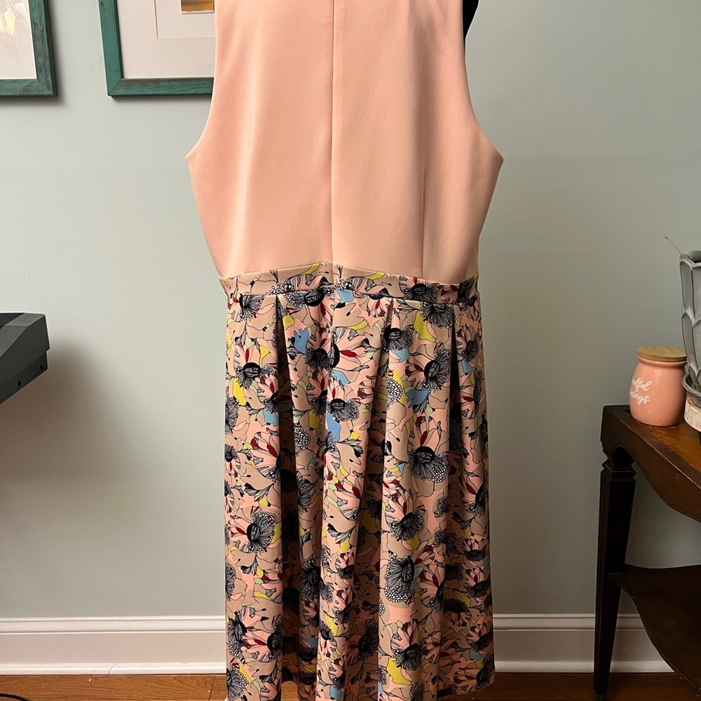 Eloquii Pink and Floral Dress - Picture 16 of 16